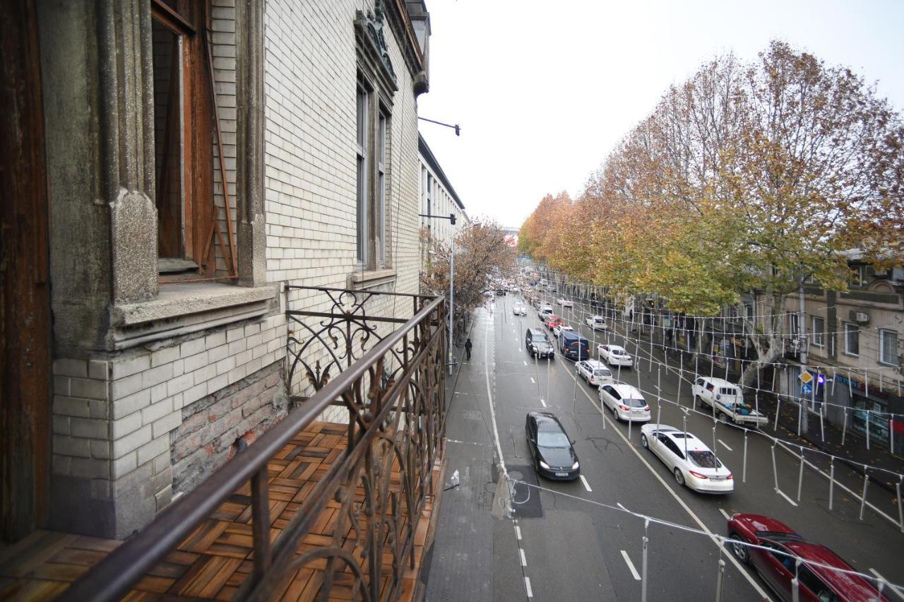 City Lux Hotel Tbilisi Exterior foto